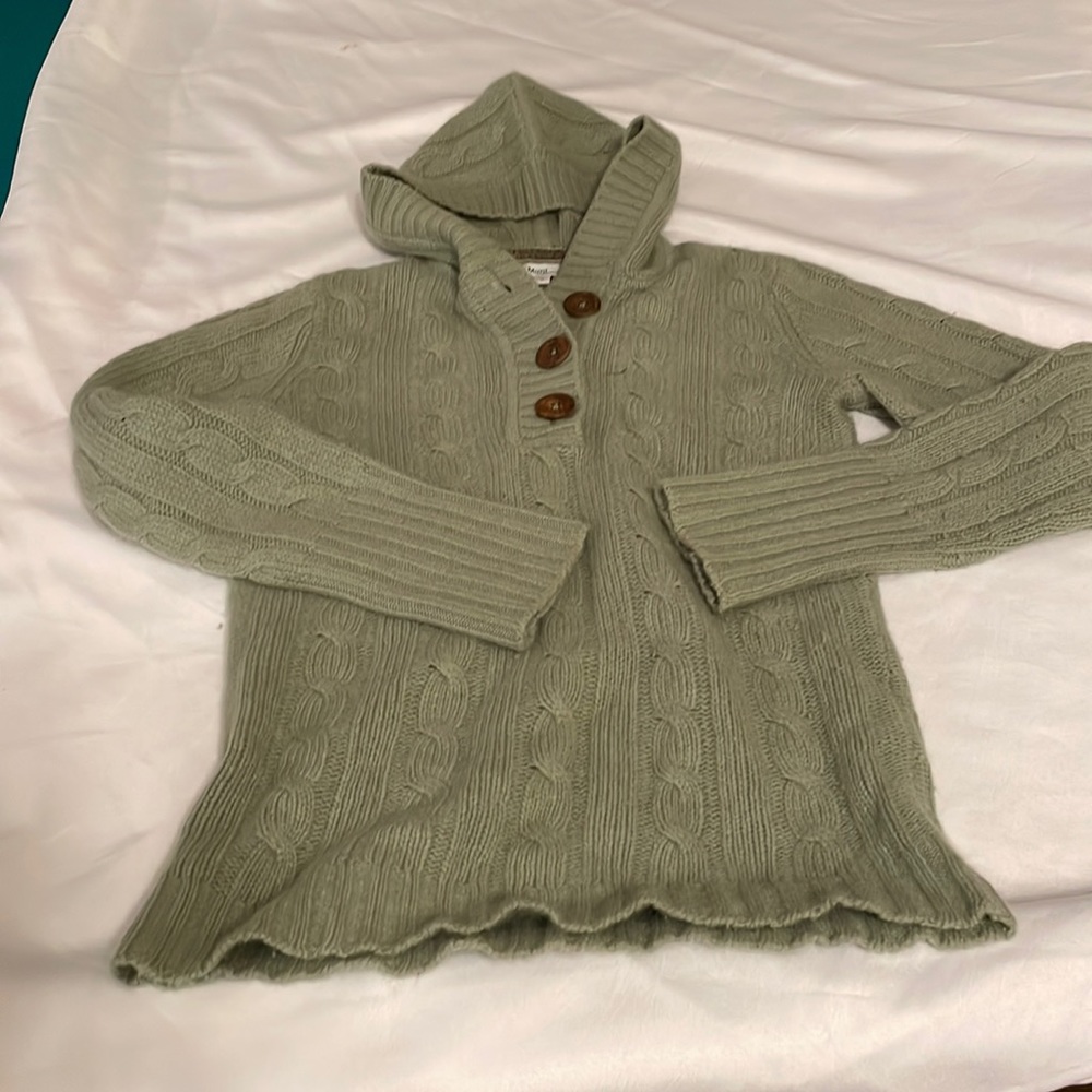 Mimi Maternity Sweater Women’s Small Green ribbed hooded‎ wood buttons sweater